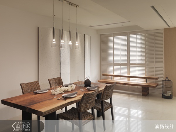 木空間運用了大量的木質元素，具有沉穩、自然的特質，