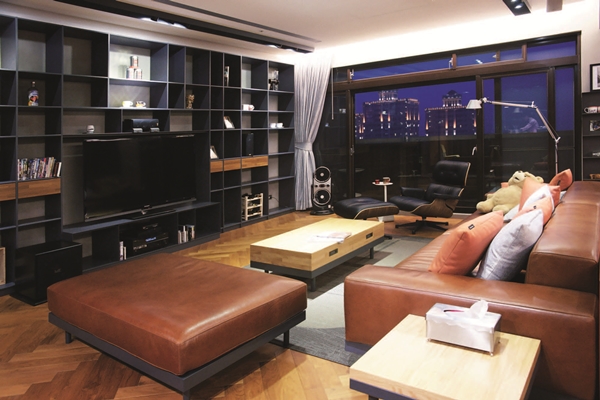 如此顛覆想像的住家風格,是相當年輕的Allan的夢想階