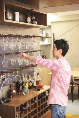 如此顛覆想像的住家風格，是相當年輕的Allan的夢想階