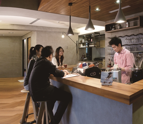 如此顛覆想像的住家風格，是相當年輕的Allan的夢想階