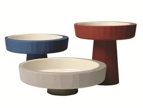 在家請客時，除了親朋好友之外，餐桌就是另一個聚會的