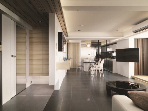 除了光線和通風，格局和動線同樣是構成舒適居家的重要