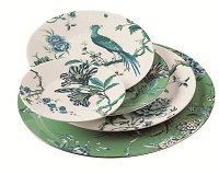 中國人的用餐習慣本身就有著團圓的意義，和西式用餐最