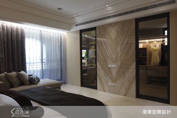 古典風格中講求奢華、典雅而沉穩的質感，是許多屋主所