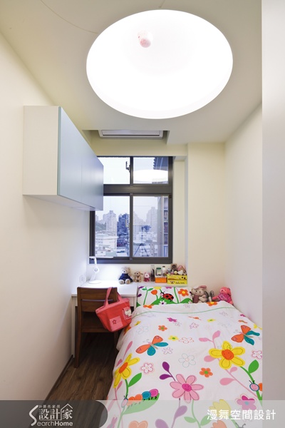 小孩房的空間在規劃上其實一點都沒那麼簡單,既要考慮