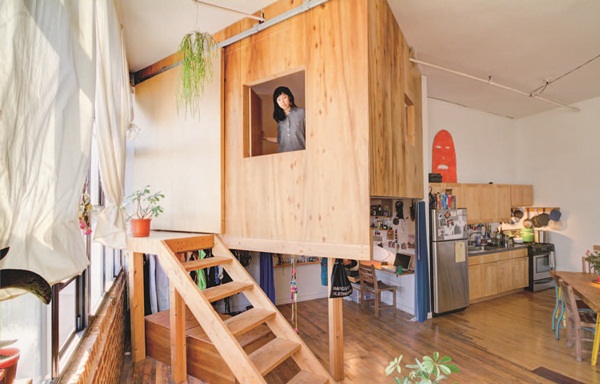 這棟位於紐約的房子，原本是紡織工廠的公寓住宅，是設