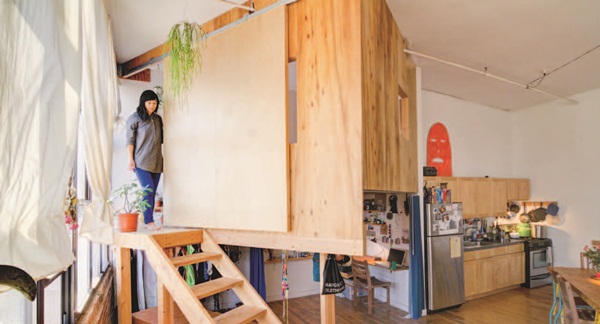 這棟位於紐約的房子，原本是紡織工廠的公寓住宅，是設