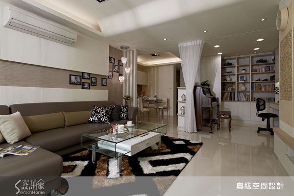 這本是間老屋，原格局動線分配不良，連帶採光也不佳，