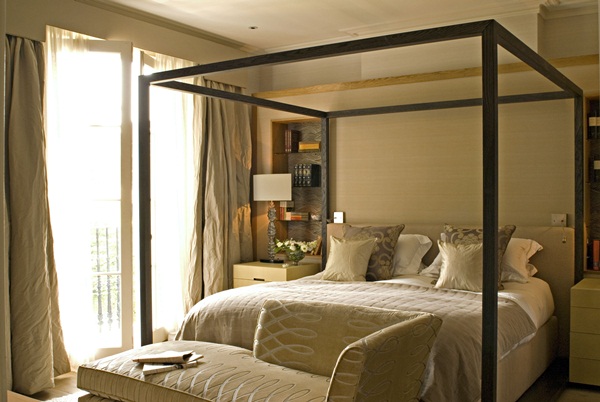 倫敦西區的肯辛頓與切爾西皇家自治區 (Royal Borough