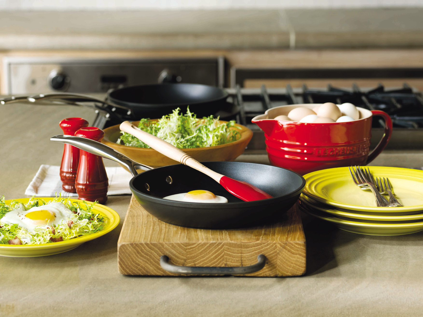 LE CREUSET 新品上市展售全面 85 折，部分排隊商品 5 