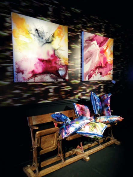 自1995年開辦以來，每年春、秋兩季，於法國首都巴黎舉