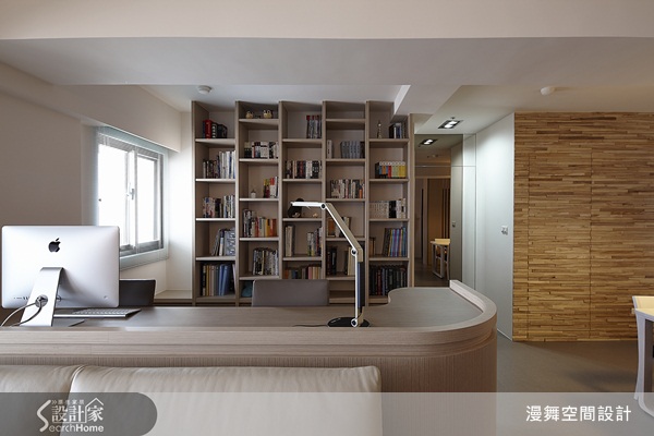 過去屋主的家是以現代風格作為設計主軸,但這次,他們