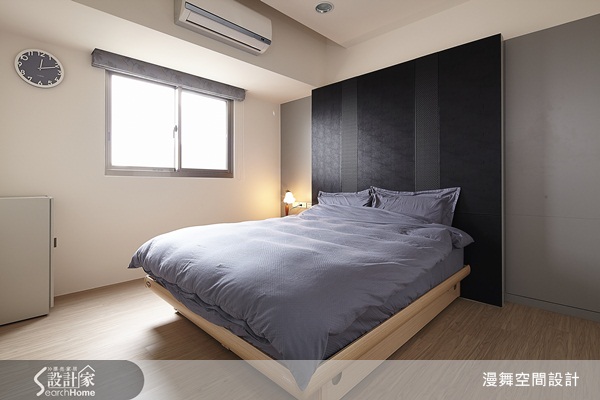 過去屋主的家是以現代風格作為設計主軸,但這次,他們