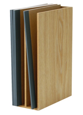 記得之前有佐藤可士和出了一本《超整理術》,看得小編