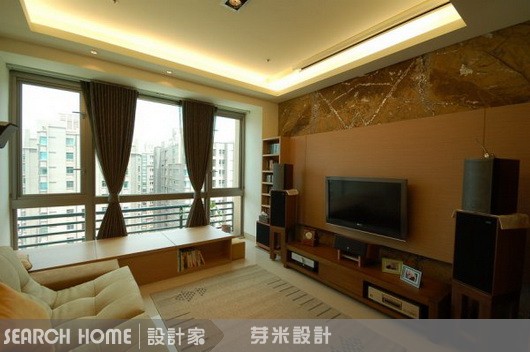 如果說客廳空間是整個家居設計的核心，那麼電視牆面更