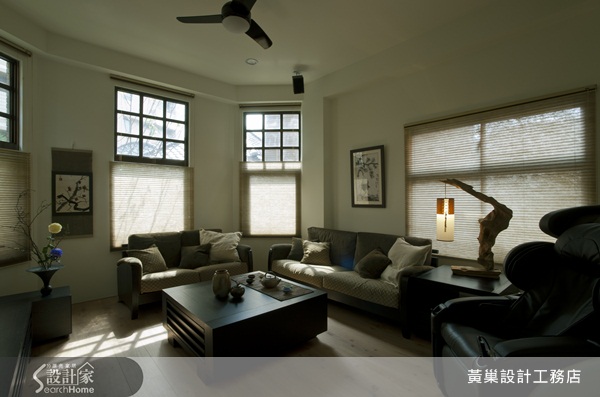 新購入的房子不但高齡15歲，有著壁癌和漏水種種老屋問