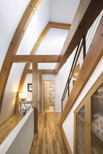 杜拜最有名的莫過於當地的帆船飯店，除了座落於海上之