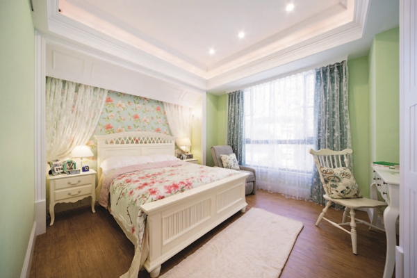 窗紗一般用於需要大量採光的公共空間、客廳、書房等，