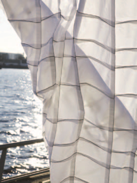 窗紗一般用於需要大量採光的公共空間、客廳、書房等，