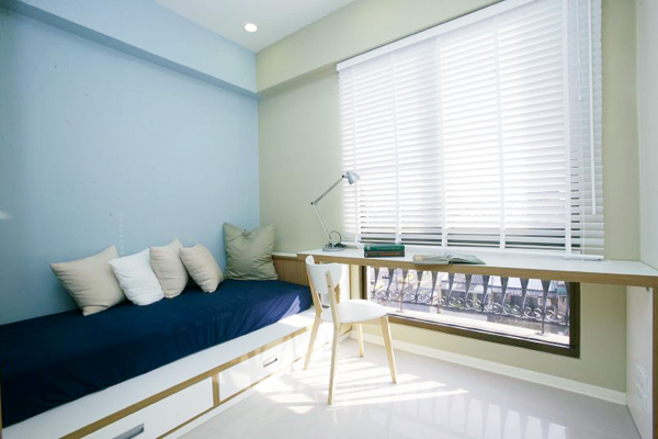 為了避免系統家具讓空間太死板,在這裡要教大家用系統