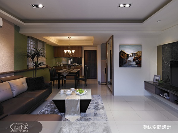 本案是位於新北市的五層樓透天別墅,每一層坪數大約為