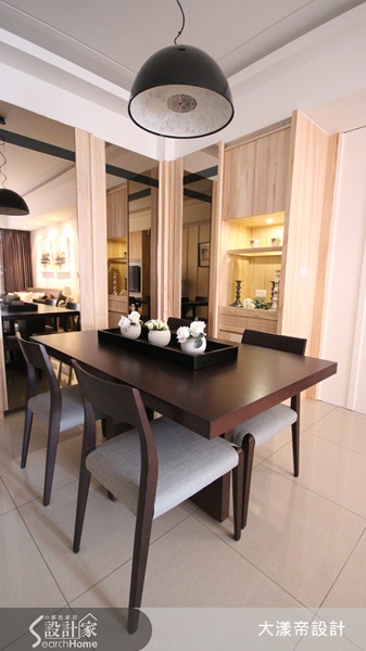 俗話說：吃飯皇帝大，由此可見餐廳在居家空間中所佔的