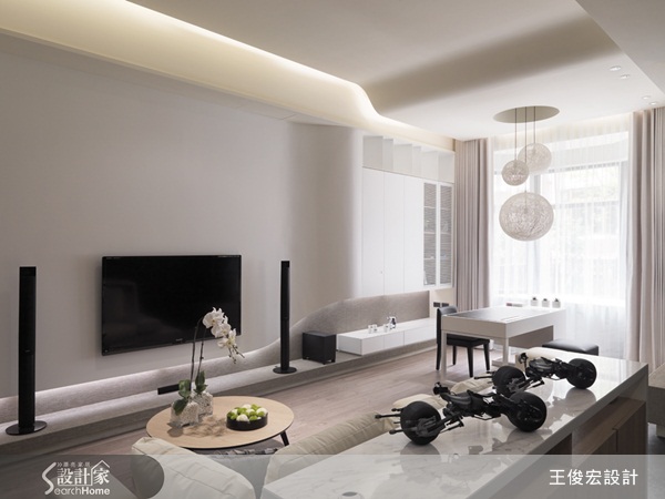 買下位於新北市屋齡三十餘年的透天住宅做為「起家厝」