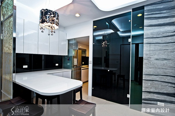 小編帶你看好宅:本案是位於新北市三重的新成屋，空間