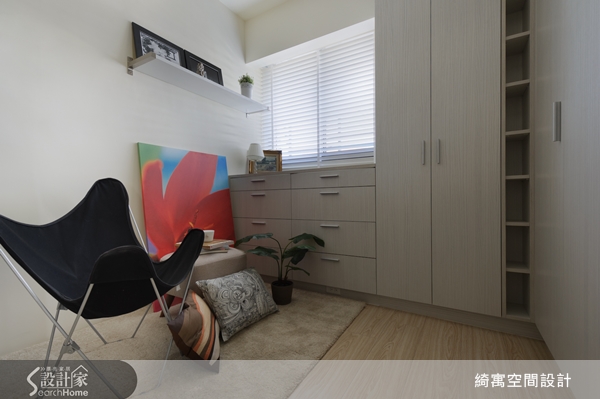 坪數雖然小，卻也不能消減追求風格的夢想。這間位於三