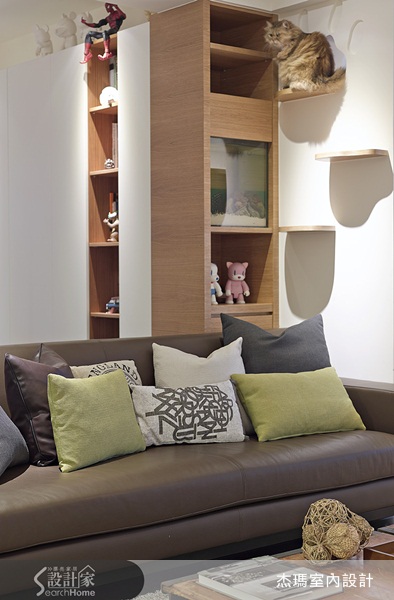 因為男女主人各養一隻貓,當兩人步入禮堂共築愛巢時,