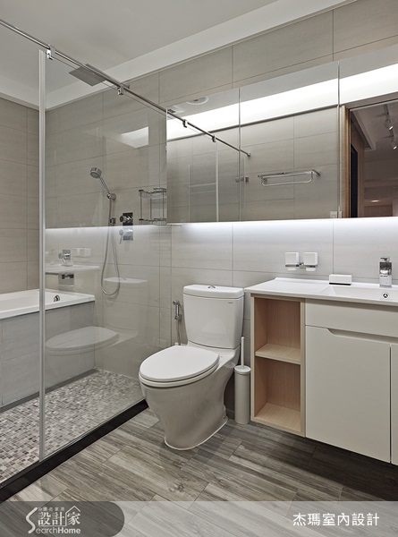 因為男女主人各養一隻貓,當兩人步入禮堂共築愛巢時,