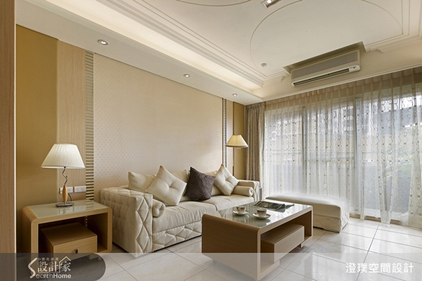 無論是簡潔線條與風格、多重動線規劃的簡約客廳，或運