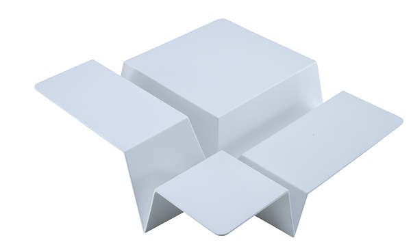 還記得小時候我們都玩過東南西北的摺紙遊戲嗎？首次發