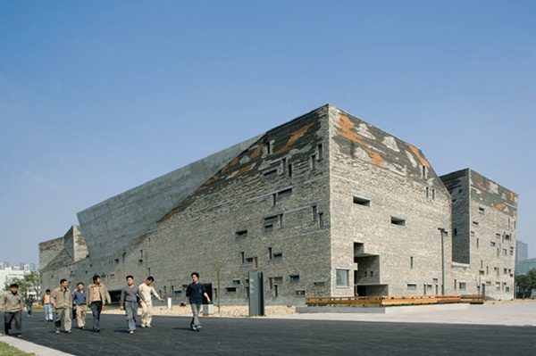 中國建築師王澍Wang Shu是2012年第一位獲得「普立茲克