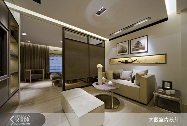 展示櫃屬於開放式的櫃體設計,常見於現代風以及其他類