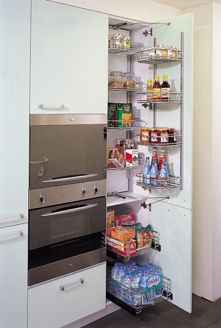 在室內設計領域中，廚房的規劃，必須在美感要求外，還