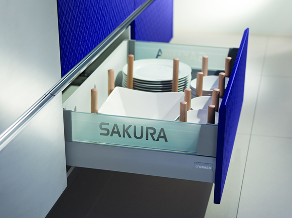 在室內設計領域中，廚房的規劃，必須在美感要求外，還