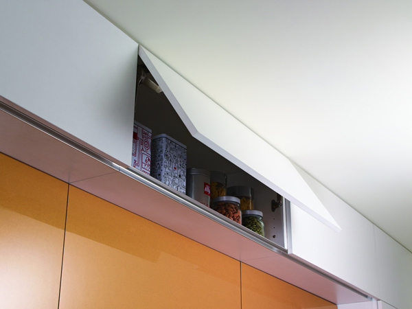 在室內設計領域中，廚房的規劃，必須在美感要求外，還