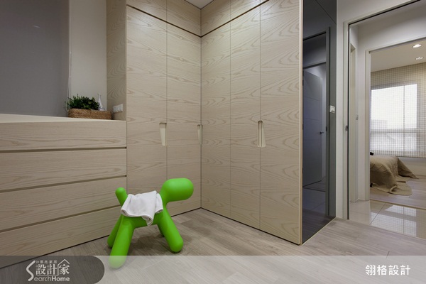 僅有22坪的小坪數新成屋，要容納一對夫妻及未來加入的