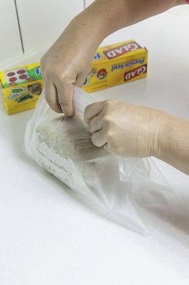 當開放式廚房變得普及，總是堆滿了雜物的廚房收納顯得