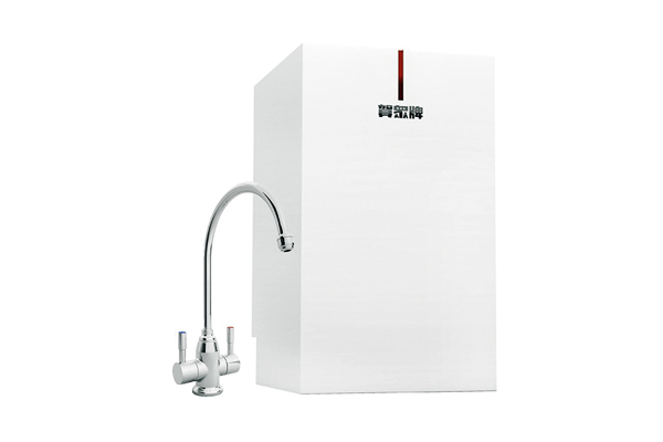 現代人重視健康，水是人體每天所需，隨時隨地都會飲用