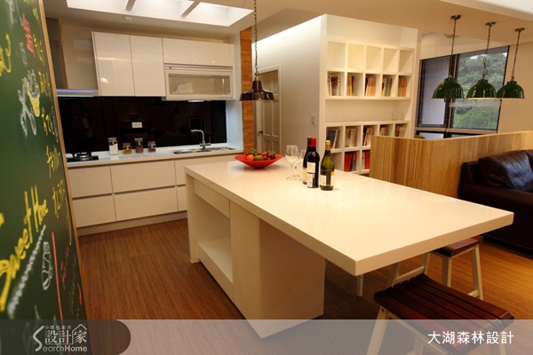 本案位於台北內湖,家庭成員有夫妻與小孩共三人。由於