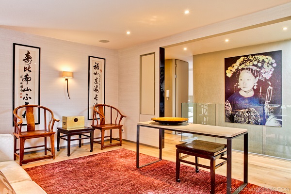 現居新加坡的蘇格蘭先生，遇上華裔太太，卻發現他從學