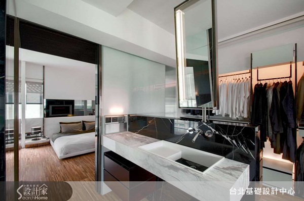 小編帶你看好宅: 這間房子是室內設計師黃鵬霖的家,對
