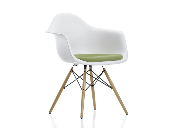 在傳統的觀念裡，台灣的室內設計比較傾向一次完全的裝