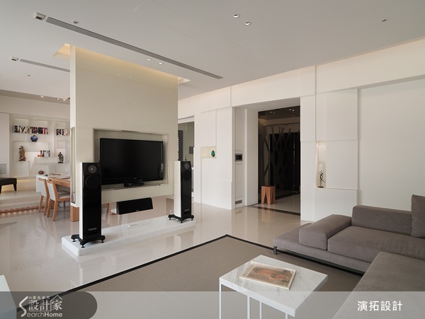 白色給人純淨、簡單的感覺，但也容易產生冰冷、無趣的