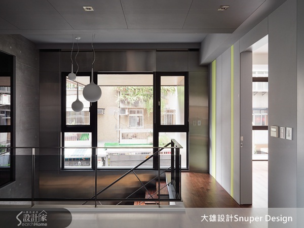 在你印象中，台灣豪宅的長相是什麼？天花板使用大量的