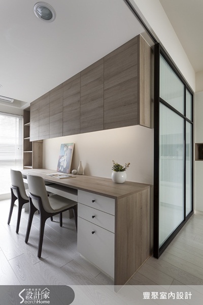 根據屋主的需求，24坪的住宅裡除了主臥和小孩房之外，