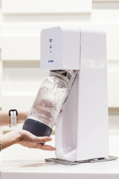 愛喝汽水愛喝到不行的朋友有福了，由瑞士設計大師－伊