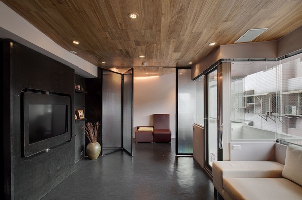 小編帶你看好宅: 原本這戶中古屋的室內光線稍嫌陰暗,